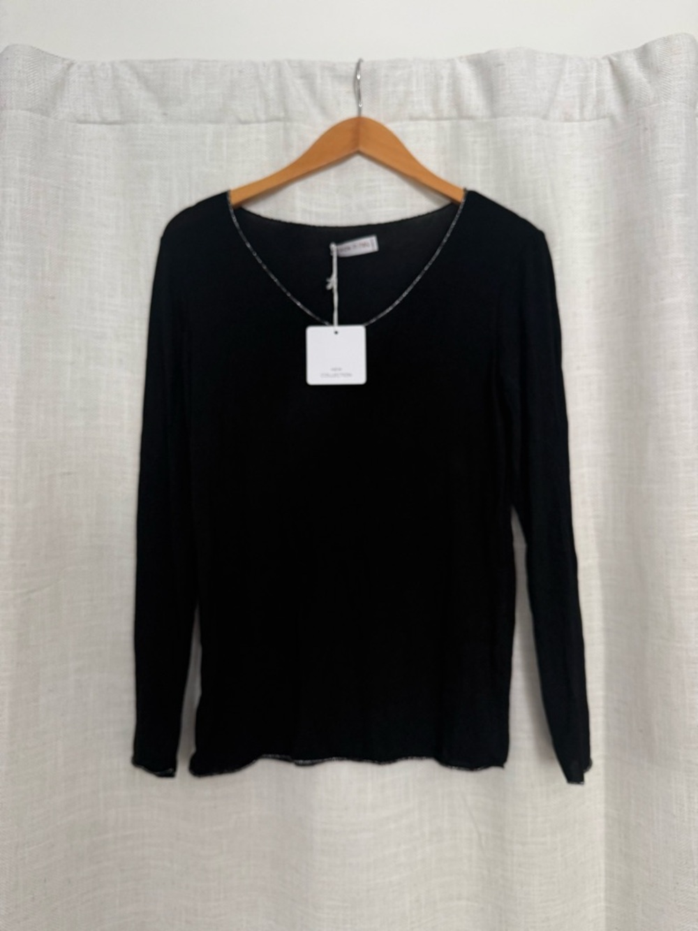 Women's Black Long-Sleeve Knit Top - Unbranded made in Italy